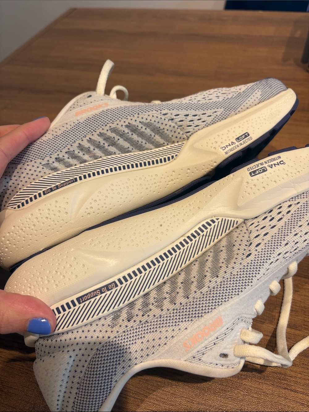 Brooks Running Adrenaline GTS 24 - Picture 13 of 14